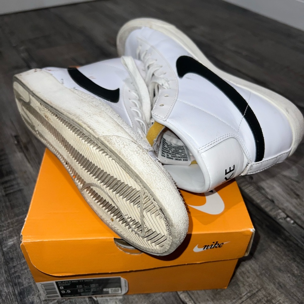 Nike White and Black Blazers